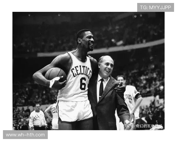 比尔拉塞尔的传奇人生与篮球精神在历史长河中的辉煌影响