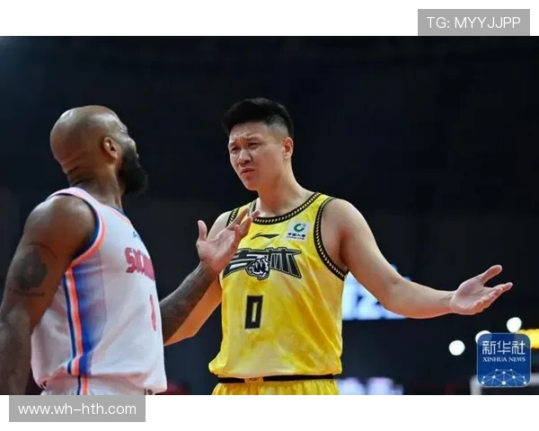 吉林九台农商行鏖战四川金强上演激情对攻引爆赛场焦点之夜 吉林九台农商行鏖战四川金强上演激情对攻引爆赛场焦点之夜