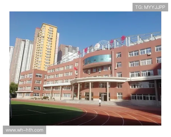 刘泽一:从平凡到卓越的成长之路与人生哲学探讨 刘泽一:从平凡到卓越的成长之路与人生哲学探讨